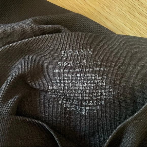 Spanx Black Look At Me Now High Waisted Seamless Leggings Size Small - Picture 6 of 11